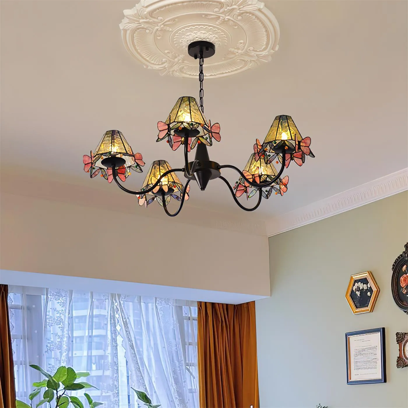 Briandy Tiffany Chandelier