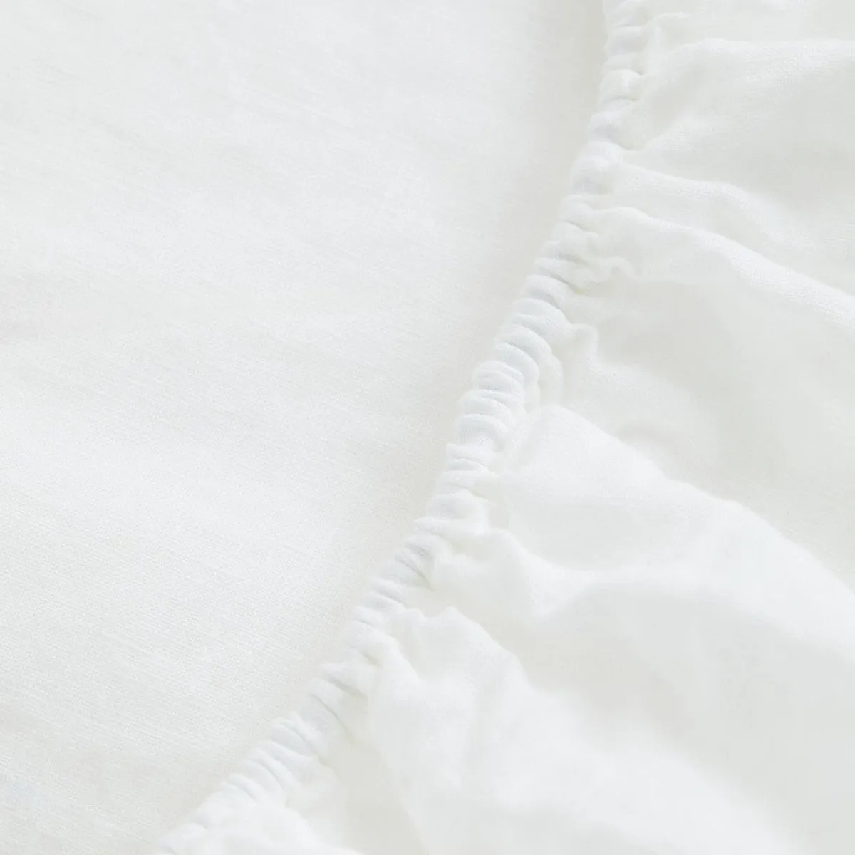 Calvi Cotton Sateen Fitted Sheet