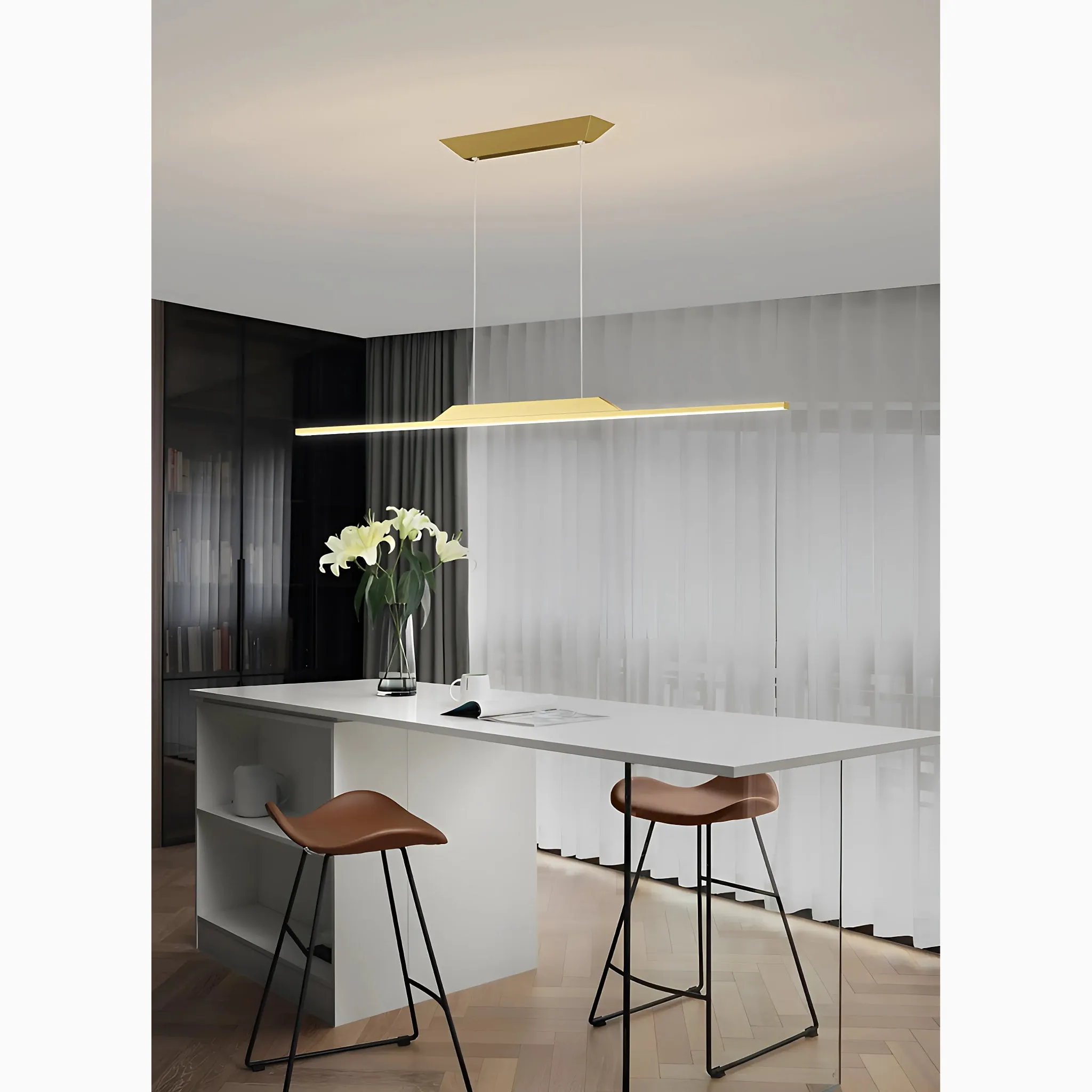 Corgémont | Gold/Black Chandelier in Minimalistic Style