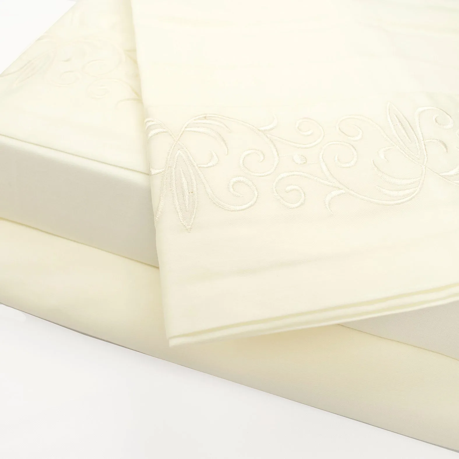 Cotton Sateen Embroidered Bed Sheet Set 550 Thread Count