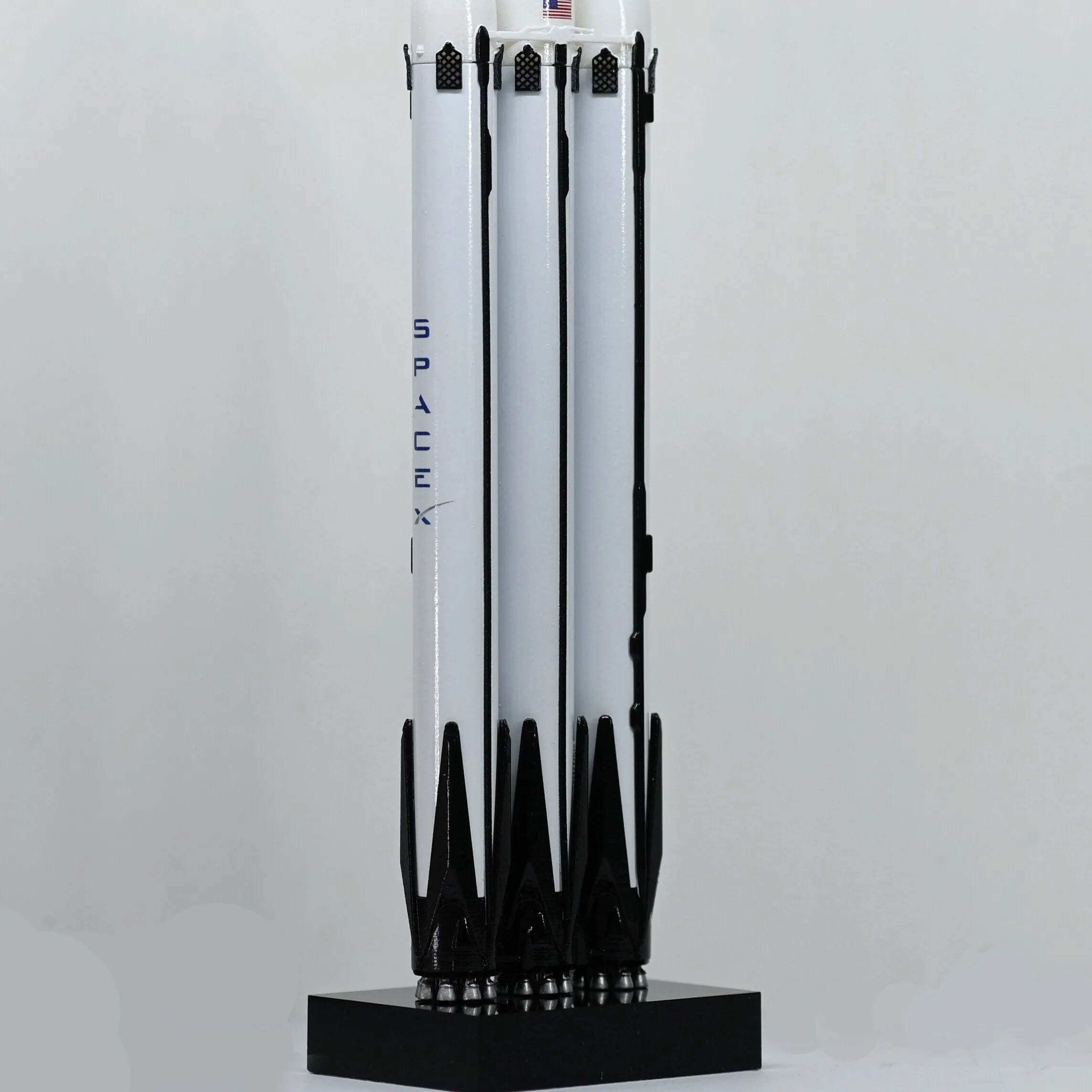 NASA Space X Model Rocket Falcon Super Heavy Spacecraft Model Desk Top Display.