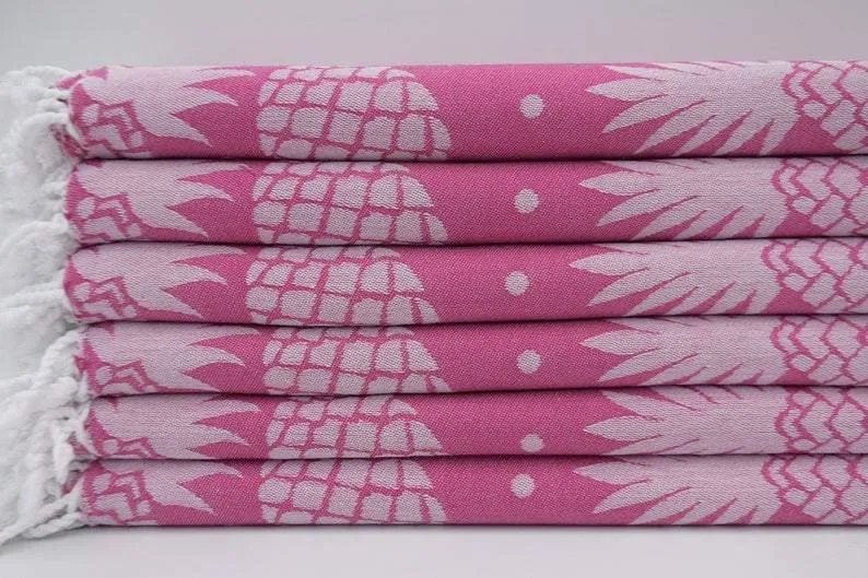 Pineapple Fuchsia 100% Cotton Towel