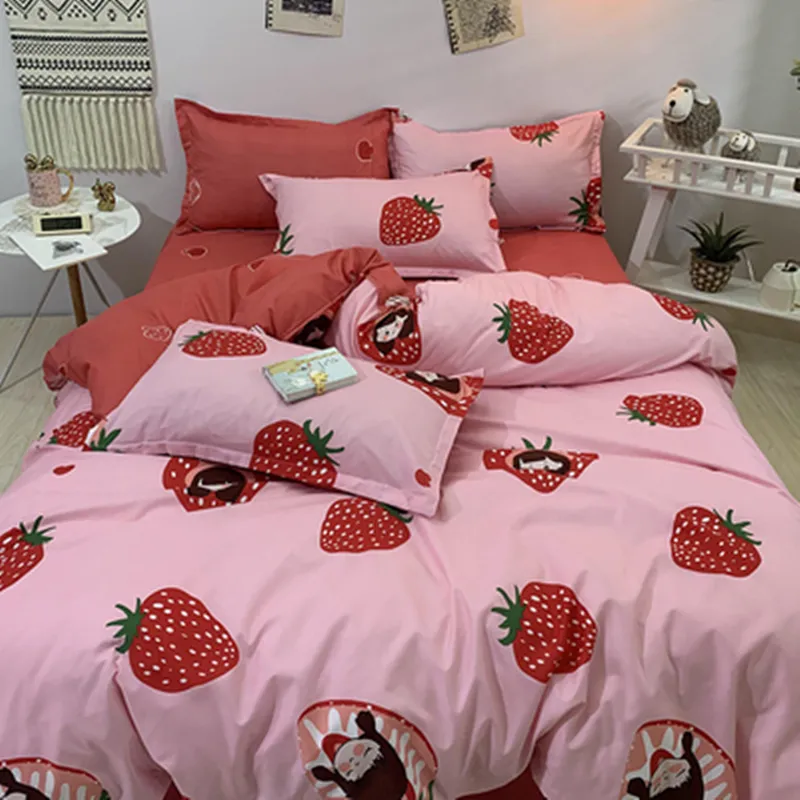 Strawberry Bed Sheet 4 Pieces AD11831